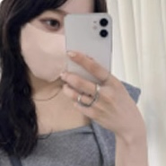 オーロラのサクラと思われる女性はやまかわれな