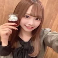 デートのサクラと思われる女性みこ