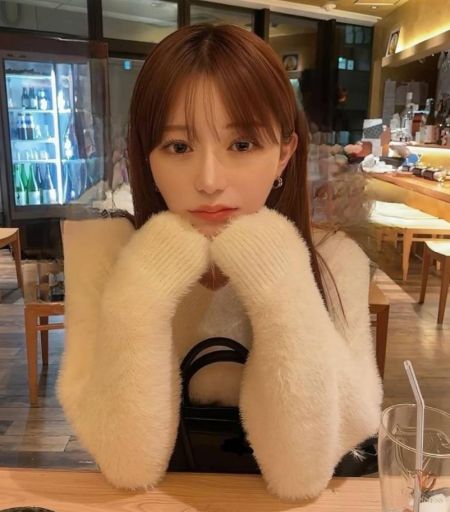 エルオーエルのサクラと思われる女性なつき