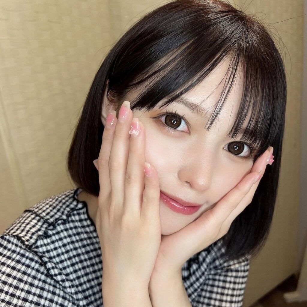 サロンのサクラと思われる女性 もも