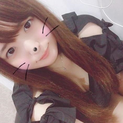 大人の恋のサクラと思われる女性るな