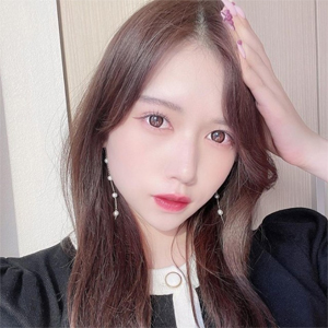 シェアのサクラと思われる女性まほほん