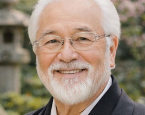 7つ葉のクローバーの鑑定師と名乗る男性柳宗一郎