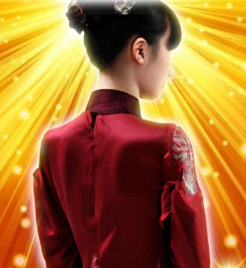 福の花の鑑定師と名乗る女性王麗華