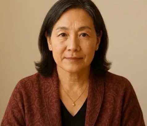 ピタリナの鑑定師と名乗る女性天弦つむぎ