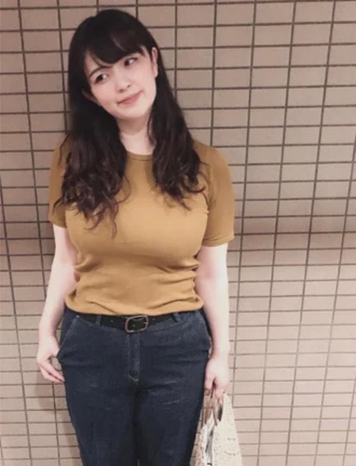 ソクアポのサクラと思われる女性鈴木亜里沙