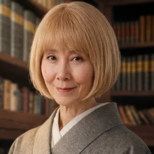 天之杜の鑑定師と名乗る女性千寿