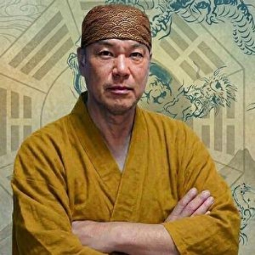 天之杜の鑑定師と名乗る男性鳥羽半次郎