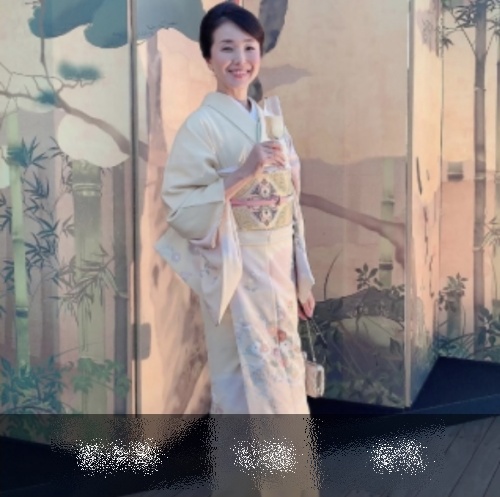熟年王国のサクラと思われる女性関 喜美香