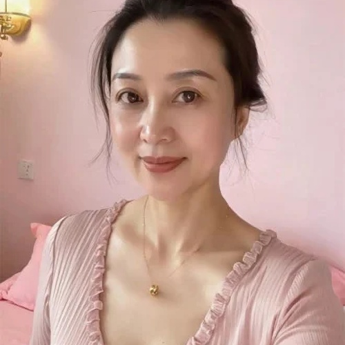 ココアイのサクラと思われる女性真由美