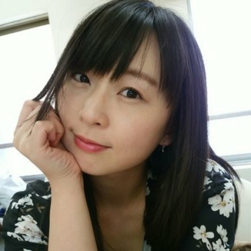 yorufureのサクラと思われる女性瞳
