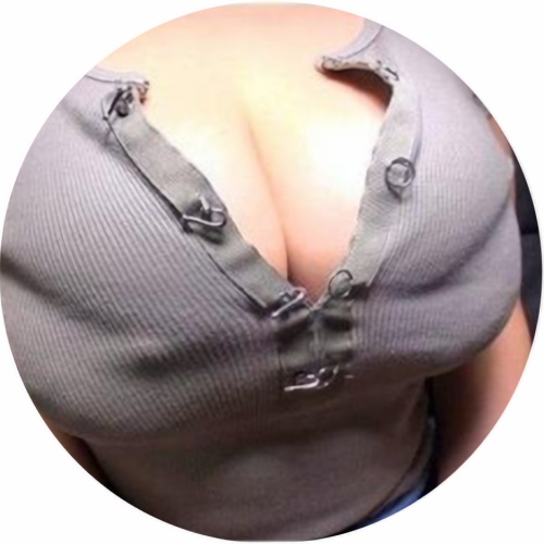 オール熟女のサクラと思われる女性☆爆乳 デカ尻 熟女☆