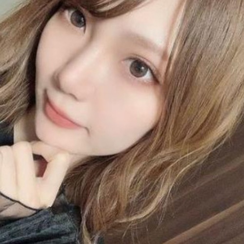 人妻のお願いのサクラと思われる女性里緒奈