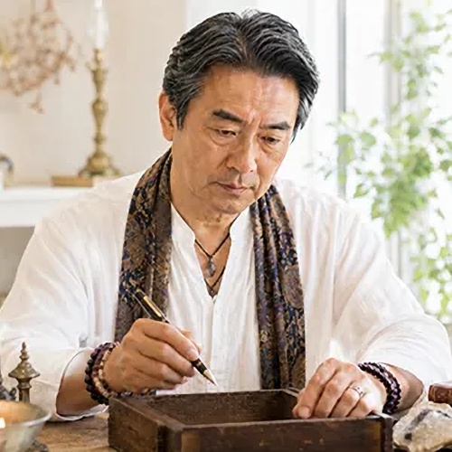 幸せの輪舞の鑑定師を名乗る男性Nathan