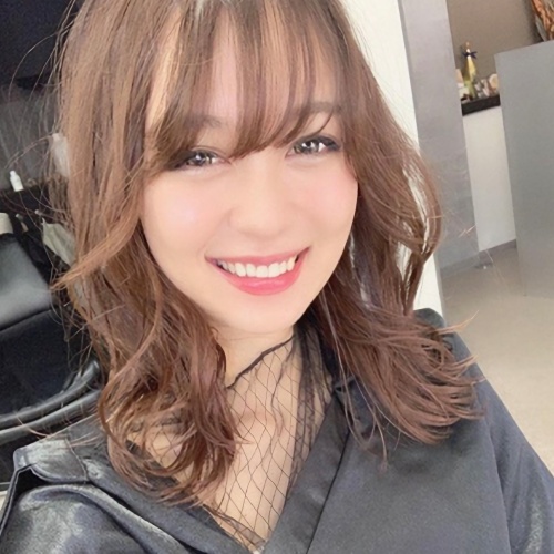 matchのサクラと思われる女性瞳