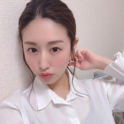 matchのサクラと思われる女性真純