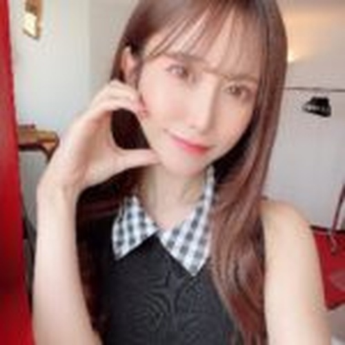 elegant（エレガント）のサクラと思われる女性真理奈