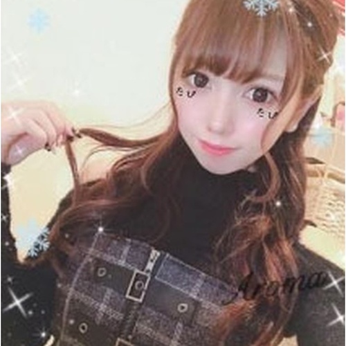 elegant（エレガント）のサクラと思われる女性りりあ