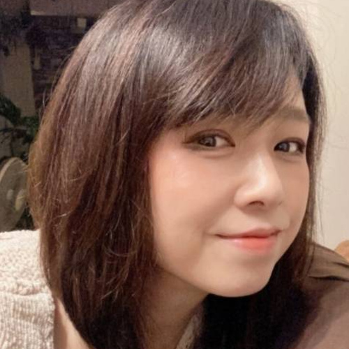 イゴコチのサクラと思われる女性由美