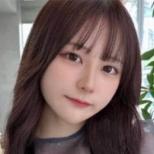 熟愛ロマンスのサクラと思われる女性奈々です。