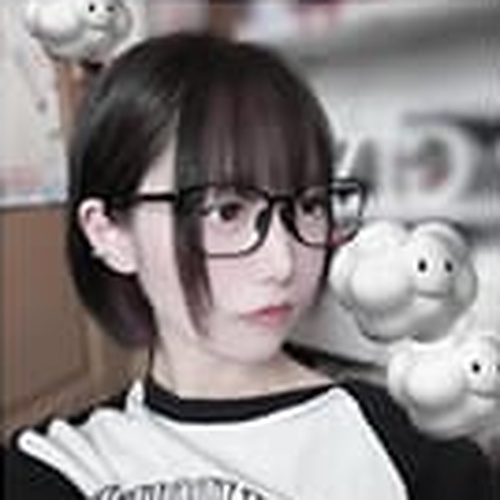Lunage(ルナージュ)のサクラと思われる女性貧乳地雷