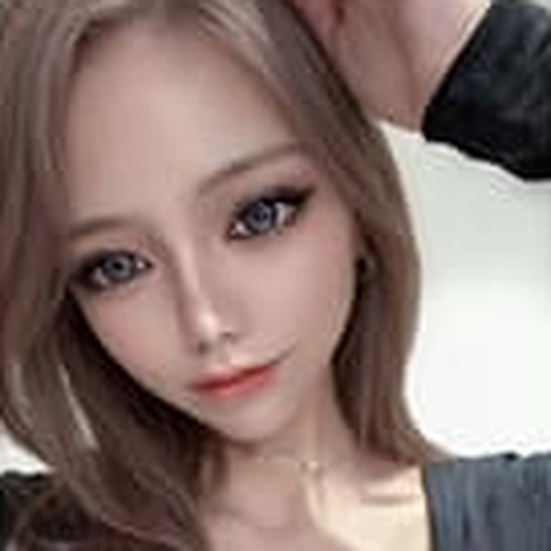 Lunage(ルナージュ)のサクラと思われる女性蘭