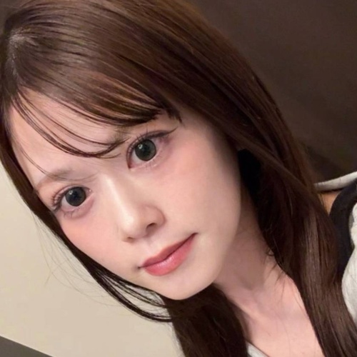 ご近所セフレールのサクラと思われる女性ym